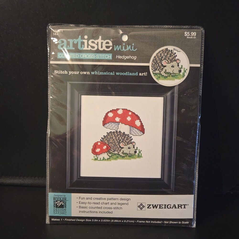 Artiste Zweigart Mini Hedgehog Cross Stitch